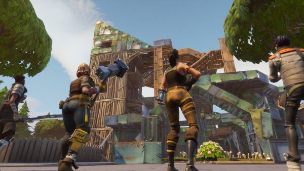 Building in Fortnite Battle Royale
