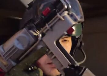What are special weapons in Warzone