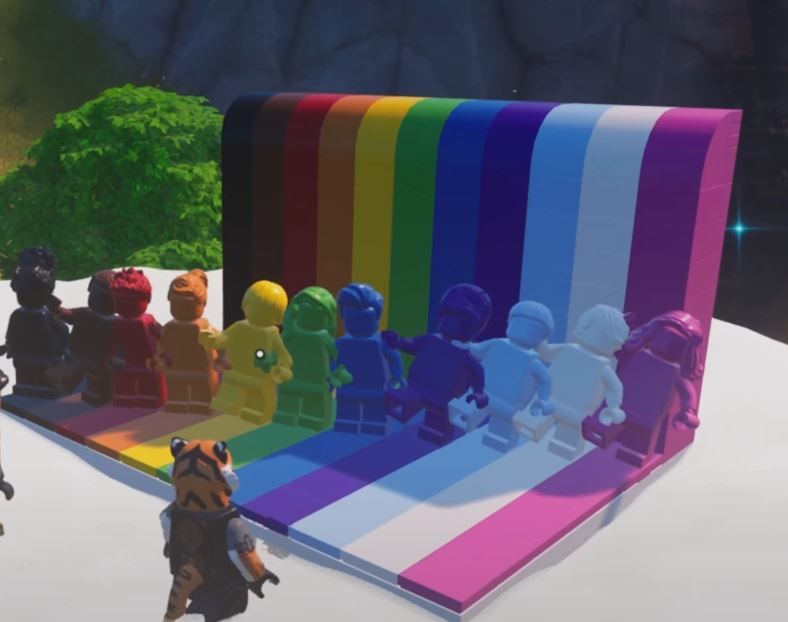 Rainbow Cloud in LEGO Fortnite
