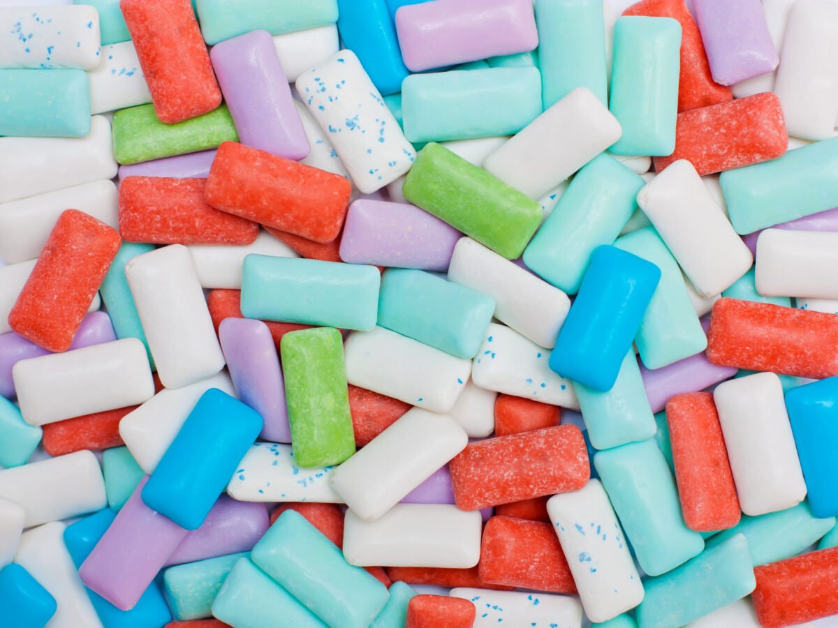 chewing gum, different flavours